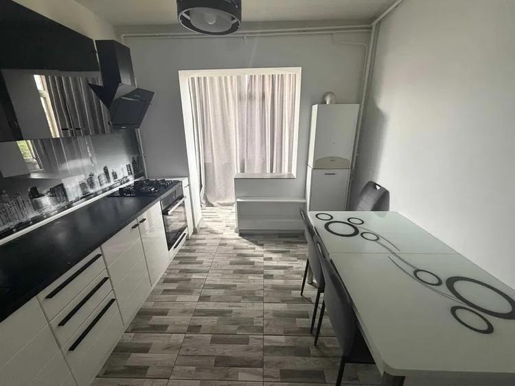 Apartament 2 Camere | Calea Rahovei | Decomandat | Parcare | Bloc Reabilitat |