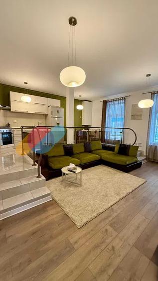 Apartament 3 camere, zona Centrala, in casă pe 2 niveluri