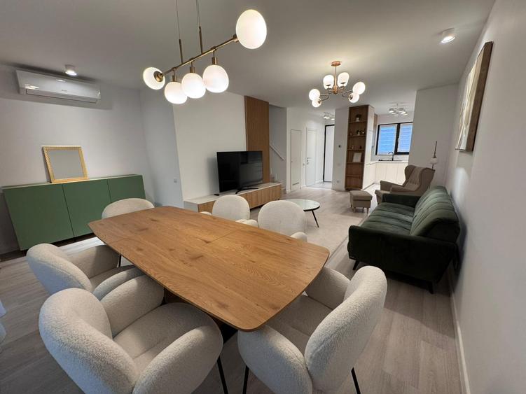 Vila de vanzare 5 camere Mobexpert Homes Pipera - mutare imediata