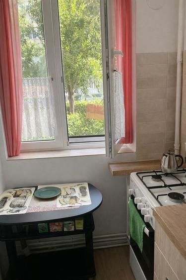 Garsonieră cu balcon, centrală proprie – Astra