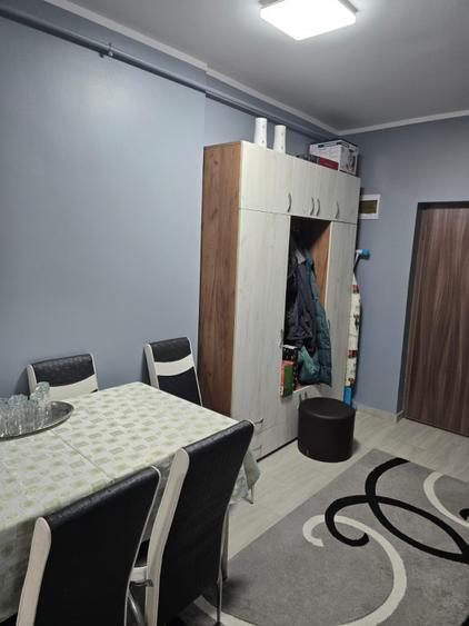 Apartament cu 1 camere si 2 parcari cu CF,zona Parc Poligon