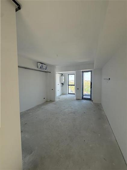 Garsoniera Spatioasa de Vanzare | Bloc Nou | Zona Gara