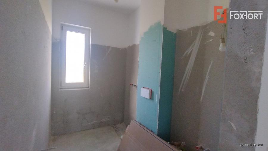 Apartament 3 camere, zona Torontalului - Etaj retras