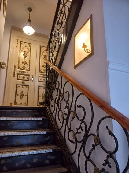 OPORTUNITATE ! Apartament LUX in vila  zona premium ! INVESTITIE