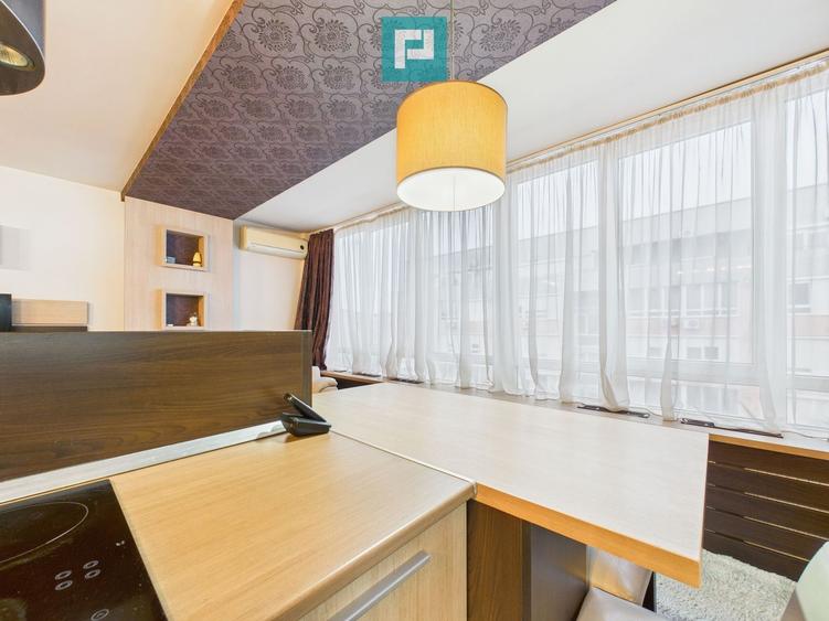 Penthouse 3 camere cu scară interioară ARED UTA