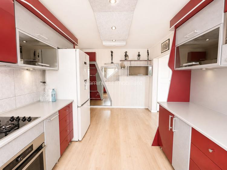 Apartament cu 3 camere de vanzare in Oradea, etajul 2 , Iosia - 5