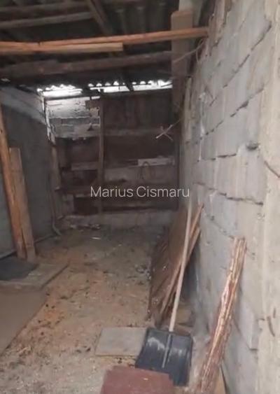 Casă de vânzare preț negociabil  - 6