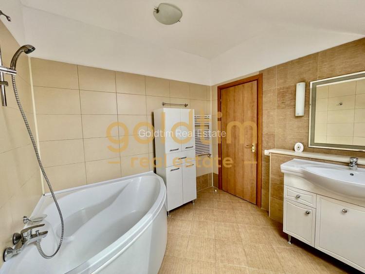 VILA INDIVIDUALA / PISCINA/ GARAJ - 54