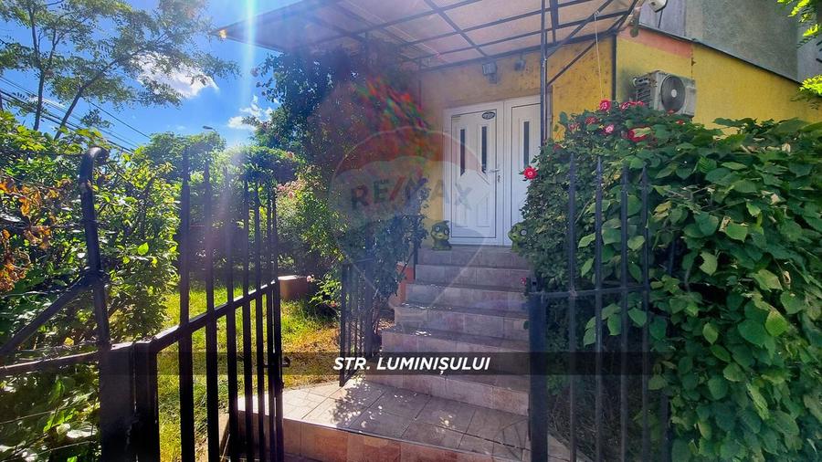 Apartament cu 3 camere si grădină de vânzare