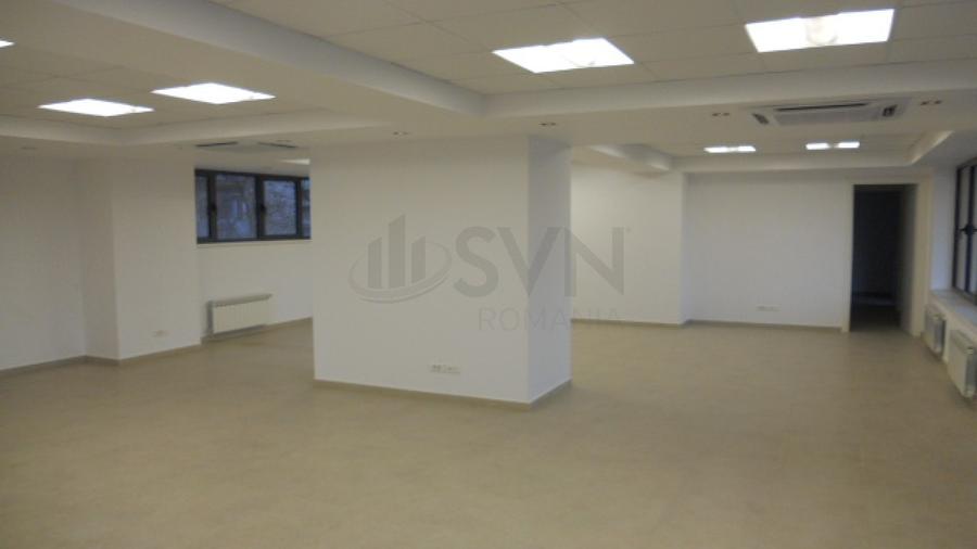 REC0000626 Spatiu showroom PARTER si MEZANIN