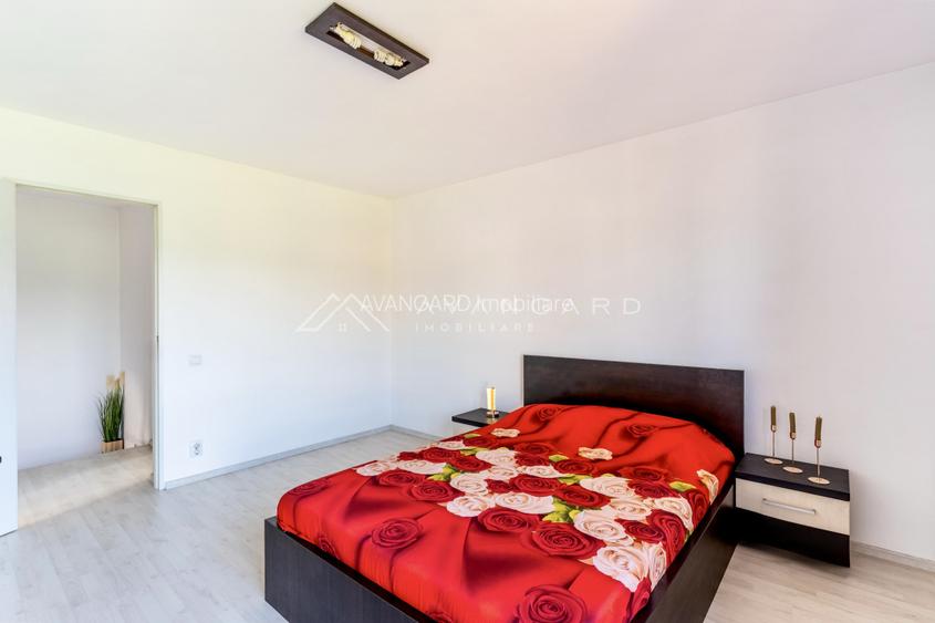 Casă tip duplex retrasă de la strada principală, Gilău - 14