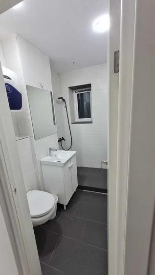 Apartament 2 camere, zona  Nord Cameliei, bloc cub.