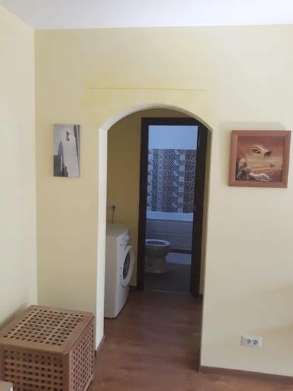 Apartament 2 camere, 57 mp, mobilat, 3 min metrou Favorit, etaj 7/8, reabilitat