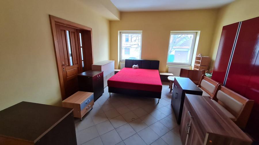Spatiu comercial zona Aurel Vlaicu