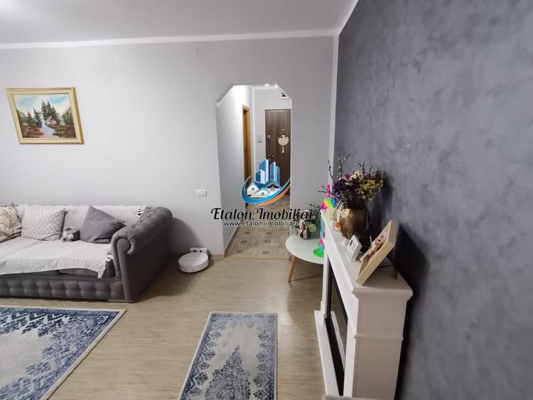 Apartament 3 camere semidecomandat, etaj 2, Darmanesti