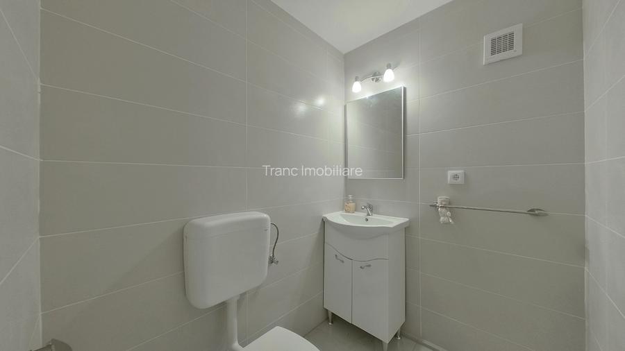 Pensiune cu 10 camere + spațiu comercial inclus pe Calea Radnei - 18