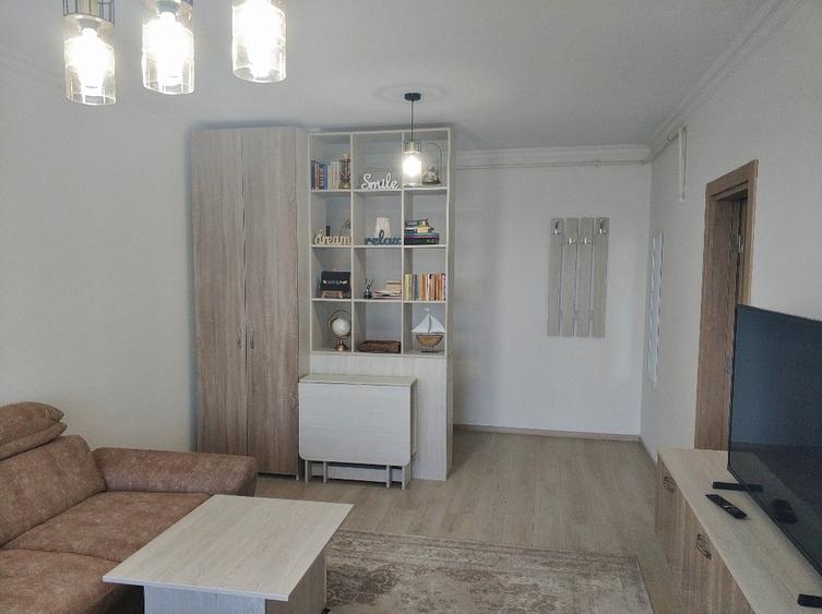 Mamaia -- Apartament nou, cu vedere la mare si loc de parcare