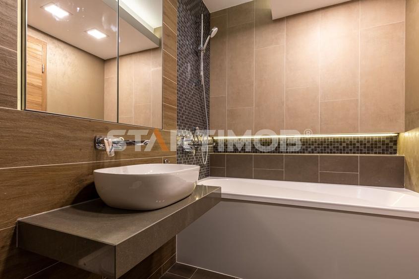 Apartament cu parcare si boxa zona Universitatii