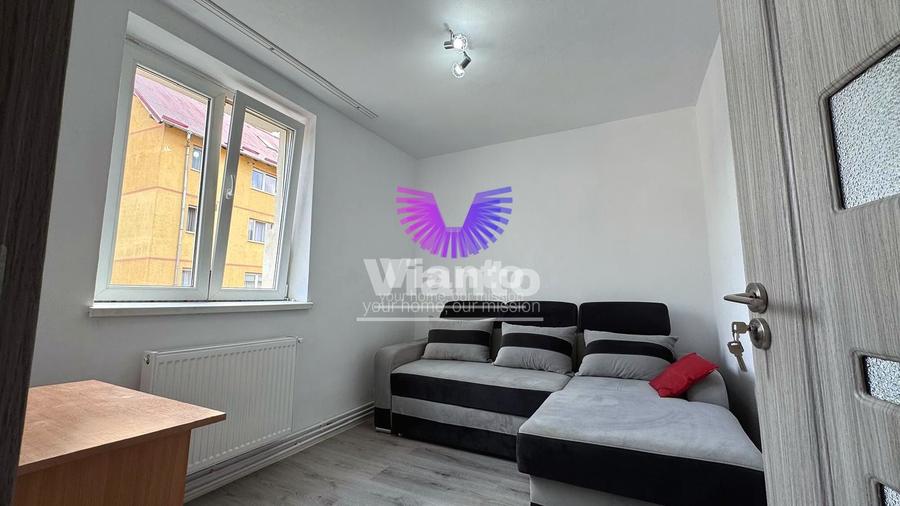 Apartament 3 camere mobilat prima inchiriere Hipodrom I-Luptei