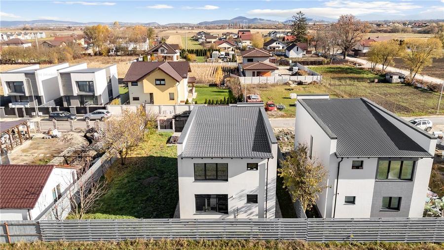 Comision 0 - Casa cu 4 camere in stil mediteran Stupini Brasov