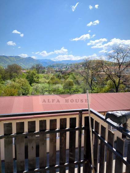 Apartament trei camere, 83 mp, vedere panoramică spre Tâmpa-Bartolomeu