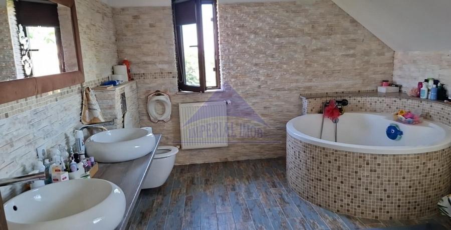 Buzau - Spataru - Vila P+M, 4 camere, teren 780 mp, zona verde si linistita