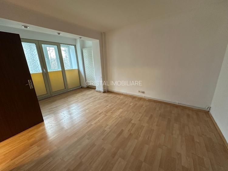 Vanzare 3 Camere Burebista - Alba Iulia, Bloc Monolit, Centrală Proprie - 3