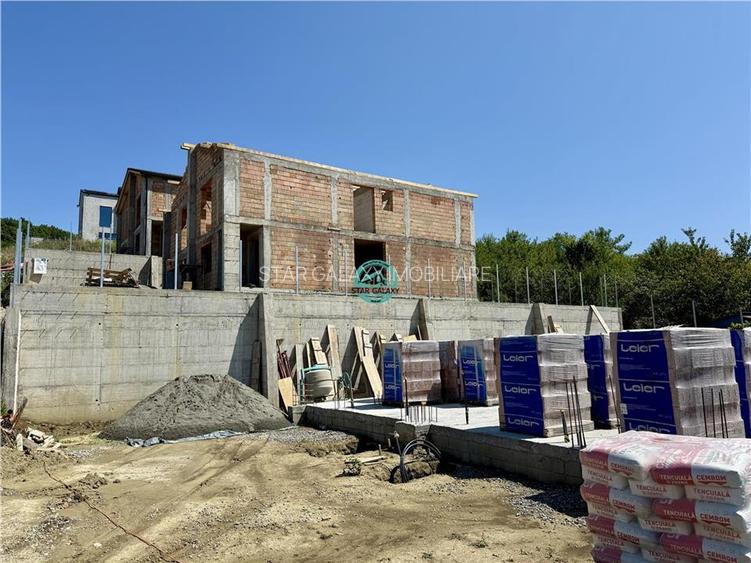 Case tip duplex de vanzare, 101 mp utili, 230 mp teren, in Corunca - 2