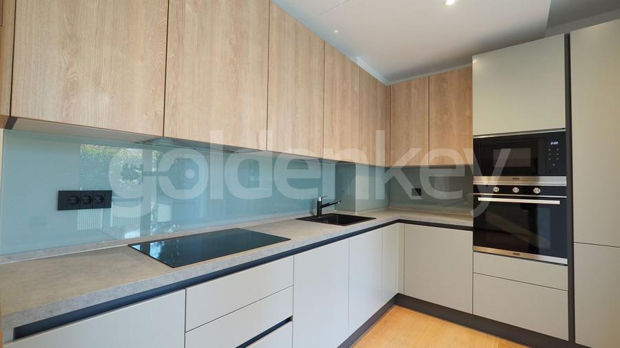 Apartament modern cu 2 camere | garaj si terasa | mobilat