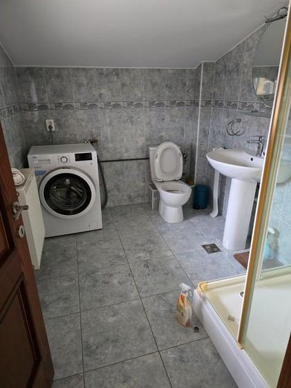 Apartament de închiriat, 5 camere, 150 mp, Andrei Mureșanu zona Becaș