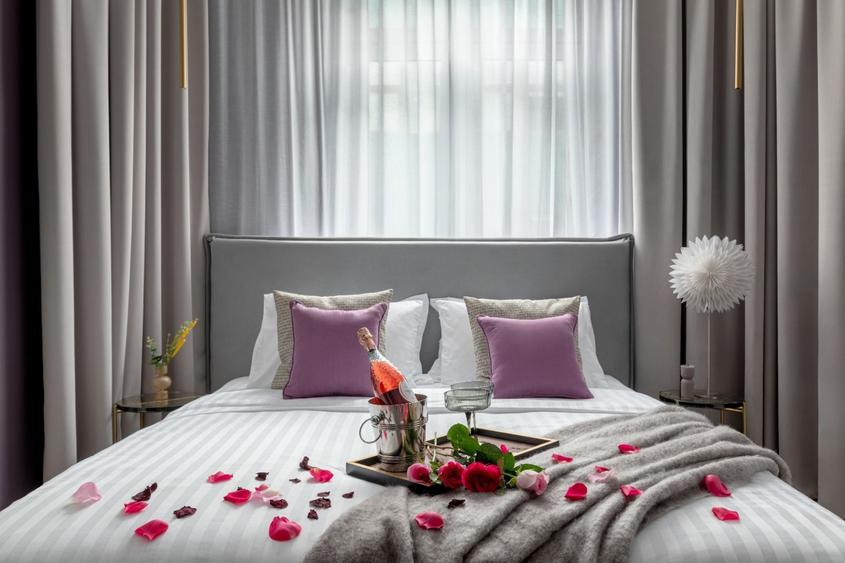 Apartament 3 camere de închiriat