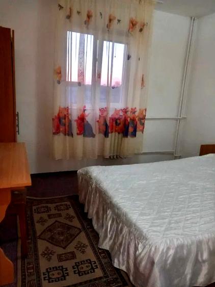 Apartament 2 camere, decomandat, zona Pacurar -Esplanada, Iasi
