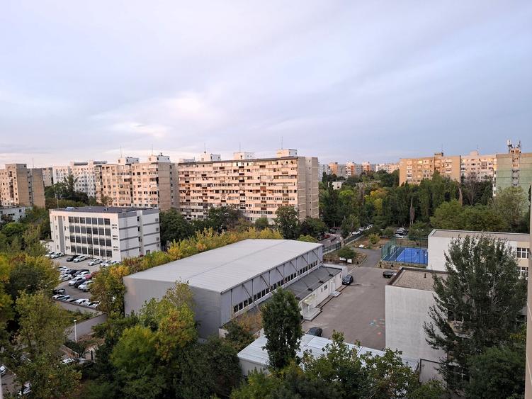 2 camere decomandate cu răsărit și apus incluse - comision 0%!