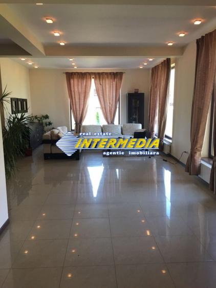Vila de Vanzare in Alba Iulia CETATE Kaufland 6 camere D+P+E cu 2550 mp. Teren