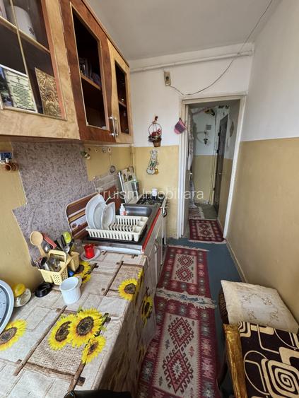 Apartament 2 cam, cf 2, etaj 4/4, Vest - 3