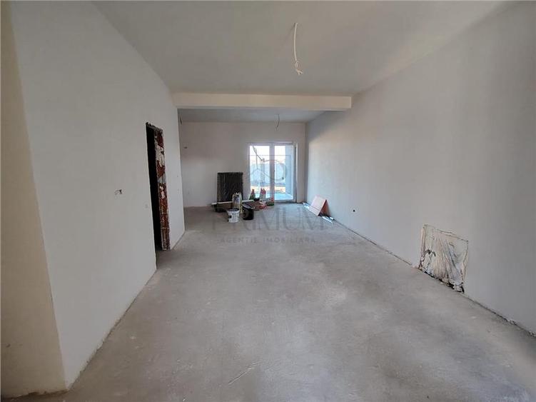 Casa insiruita in zona foarte buna - teren generos - disponibilitate rapida