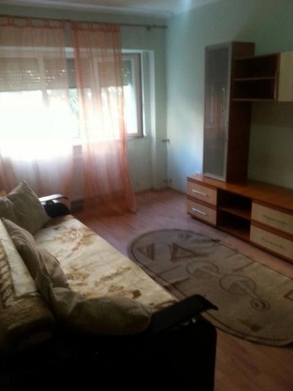 Braila Garsoniera de vanzare Pietatii etaj 3