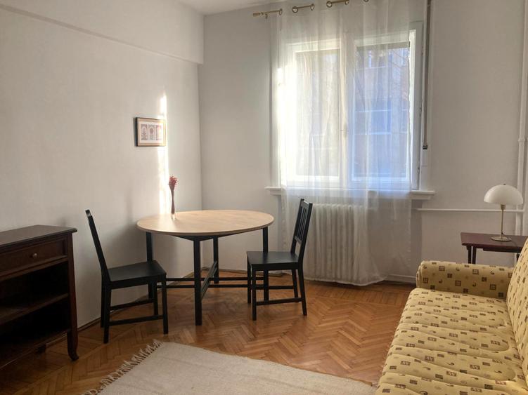 Inchiriere apartament 2 camere, zona Capitale / Str. Brazilia, etaj 1