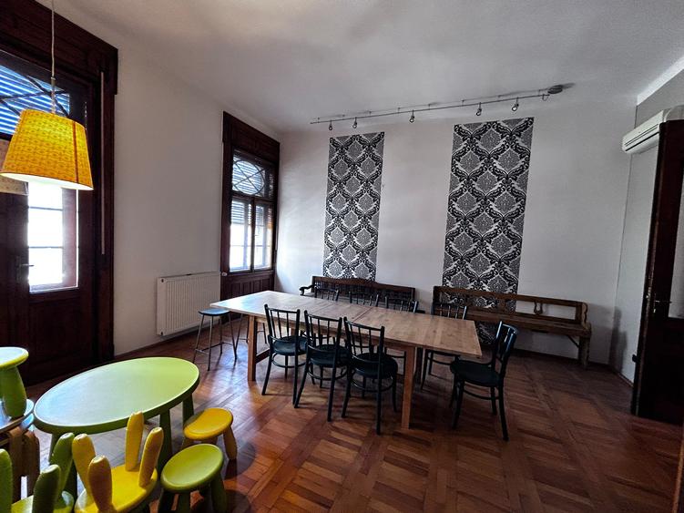 In cadrul unei cladire simbolice demne de remarcat- PALATUL BANATEAN