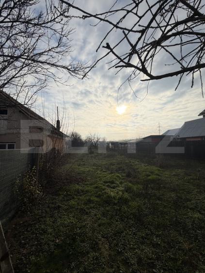 Teren intravilan, toate utilitatile, 1651 mp, Bals