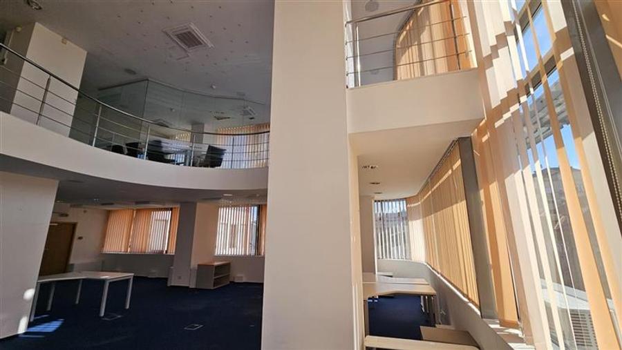 Luxoffice Center - duplex birouri 290 mp