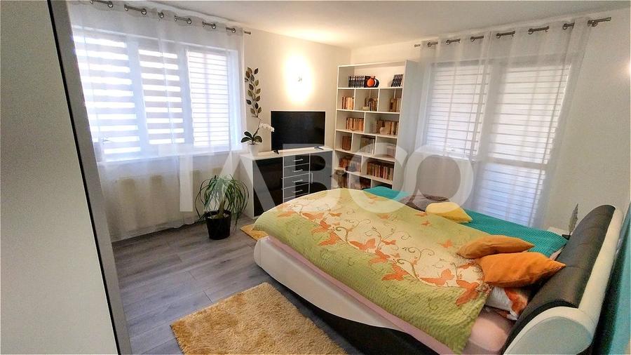 Casa pe 3 nivele cu regim hotelier - un apartament per nivel Strand