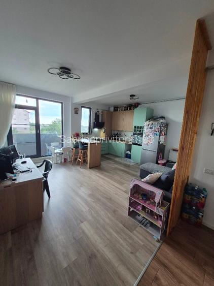 Vând apartament modern cu 2 camere  - 10