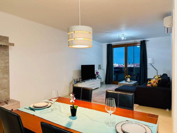 Apartament 3 camere, lux, Fructus Plaza, ultracentral, best view