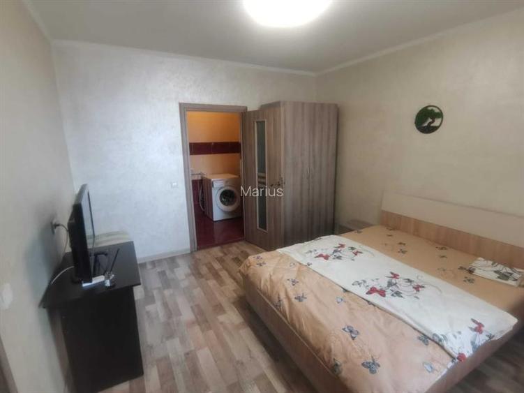 Apartament 4 camere zonă centrală, loc de parcare, locație excelentă - 4