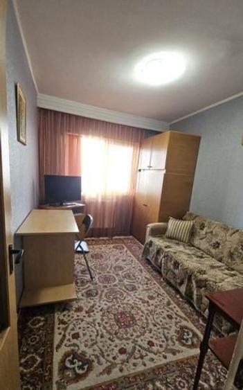 APARTAMENT 3 CAMERE SEMIDECOMANDAT CONFORT 1 ZONA FAR