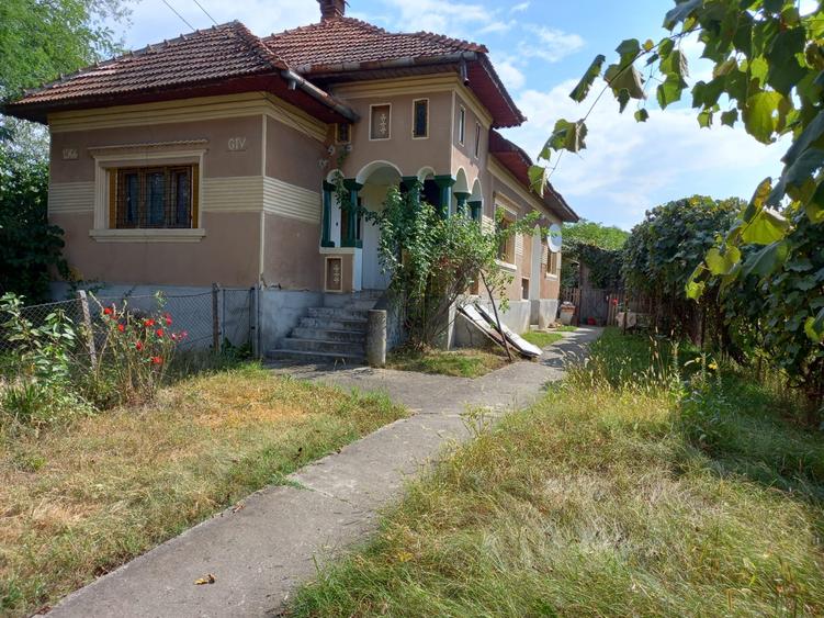 (101) Teren cu casa, pentru afaceri / Direct proprietar