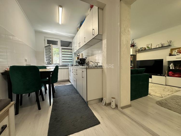 Renovat in totalitate! Ap. 2 camere, C. Galati, etaj 3. Doua balcoane. - 5