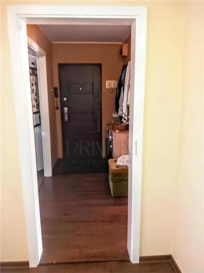 LIPOVEI | 3 CAM | DECOMANDAT | ET.2 | 2 BAI | 2 BALCOANE | ANVELOPAT | RENOVAT |