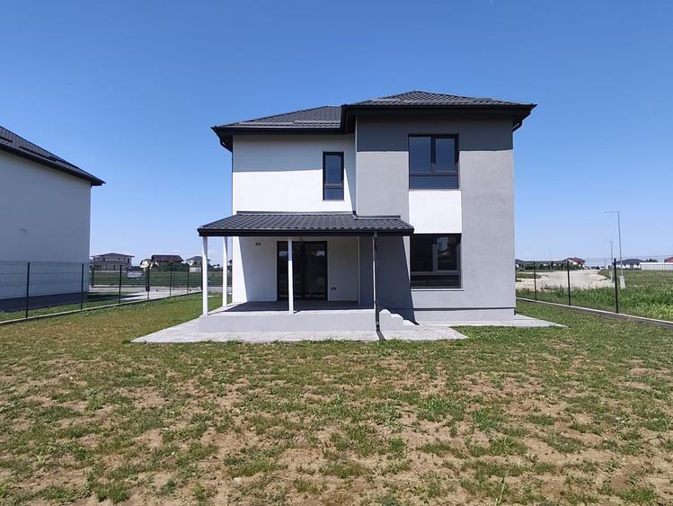 FARA COMISIOANE in Gulia casa 4 camere 3 bai P+1+pod terasa la cheie pe 500mp